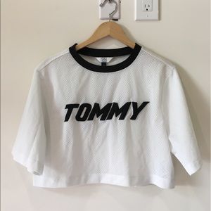 Tommy x Gigi Hadid tee